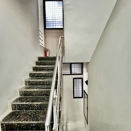 Hotel Evanka Индаур Экстерьер фото
